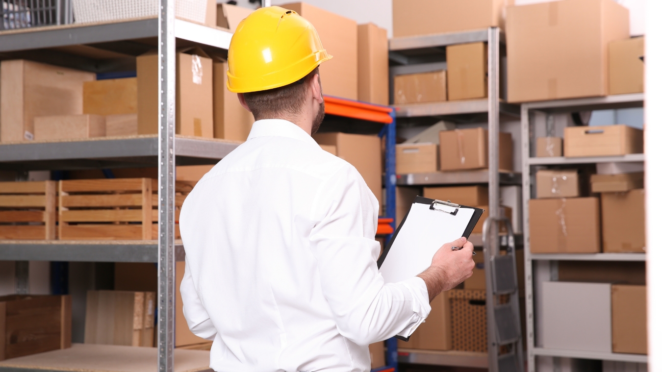 Featured image for “How Logistics Planning Reduces Fleet Technology Rollout Delays”